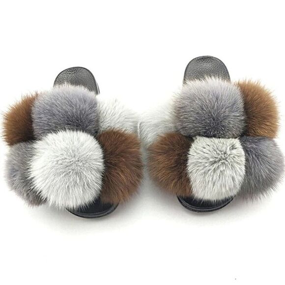 ✨Host Pick✨Women’s Fur Ball Fluffy Slippery - Picture 1 of 2